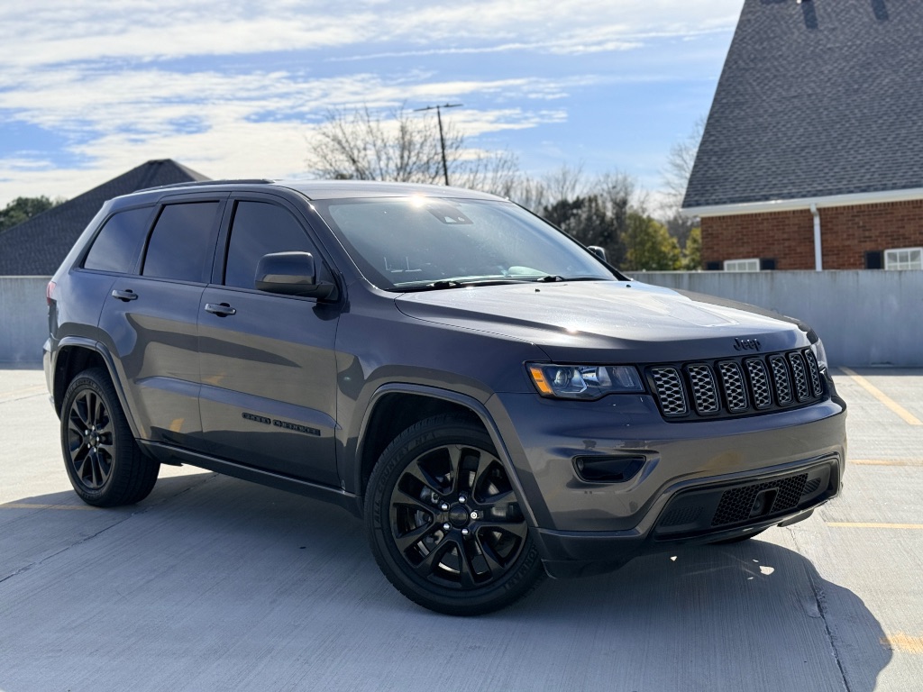 2020 Jeep Grand Cherokee Altitude