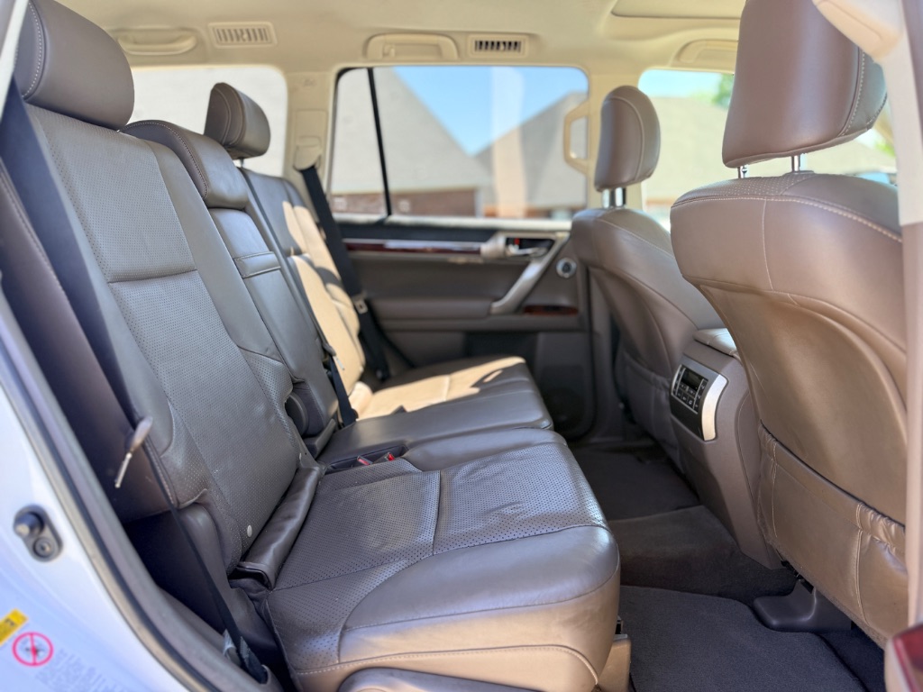 2012 Lexus GX Premium - Photo 13