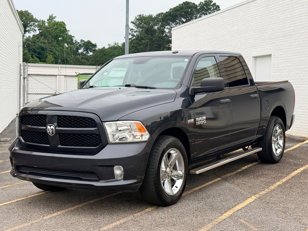 2018 RAM 1500 Express Crew Cab 5'7's photo
